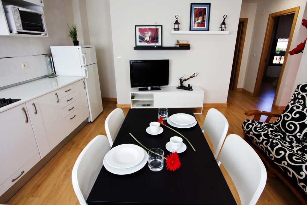 Apartamentos Albero Toro Εξωτερικό φωτογραφία